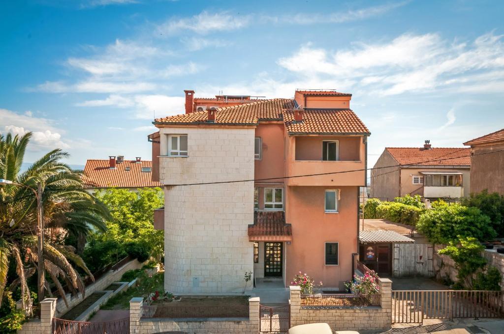 Apartments Zuvela Split Exterior photo