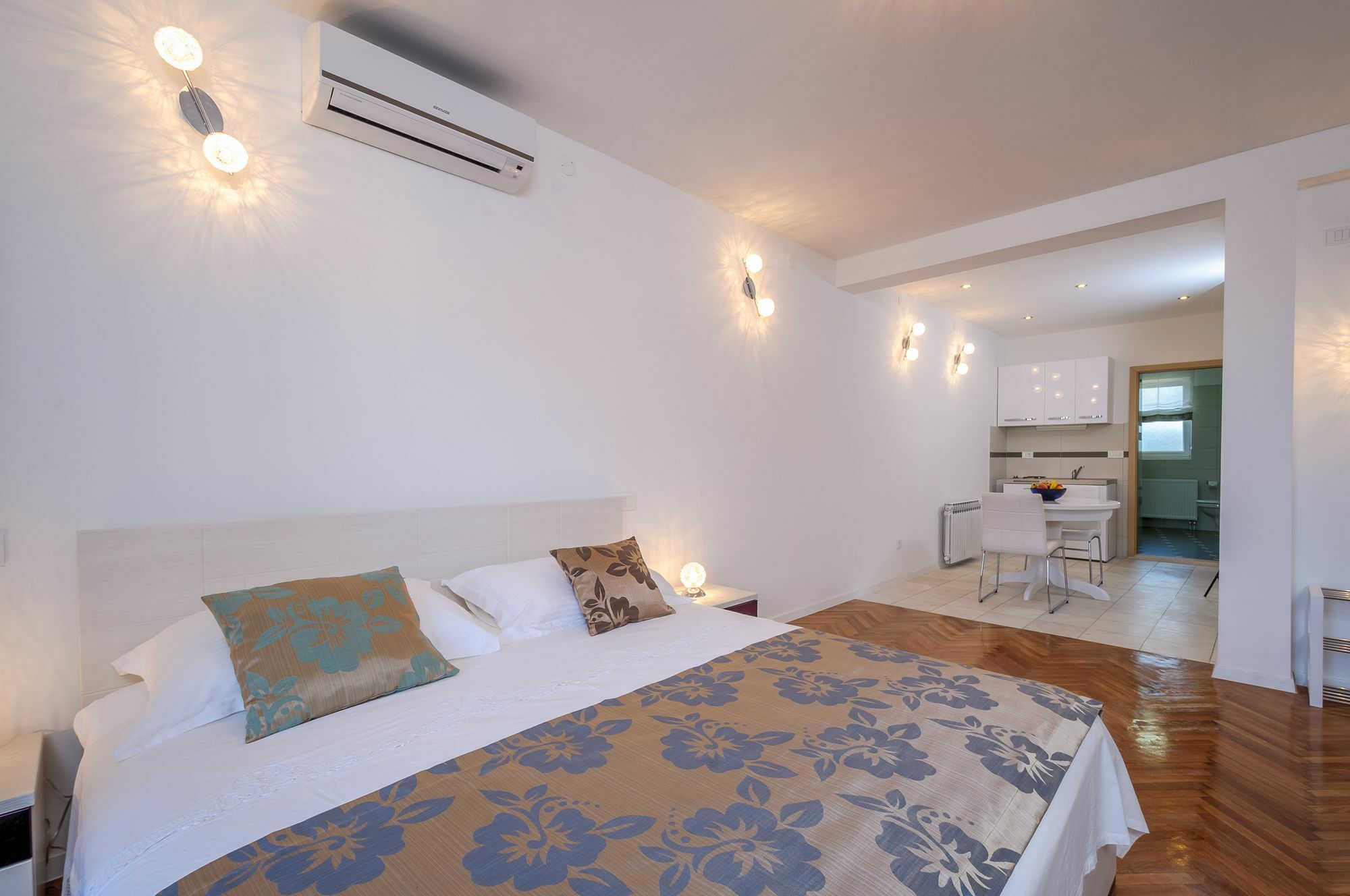 Apartments Zuvela Split Exterior photo
