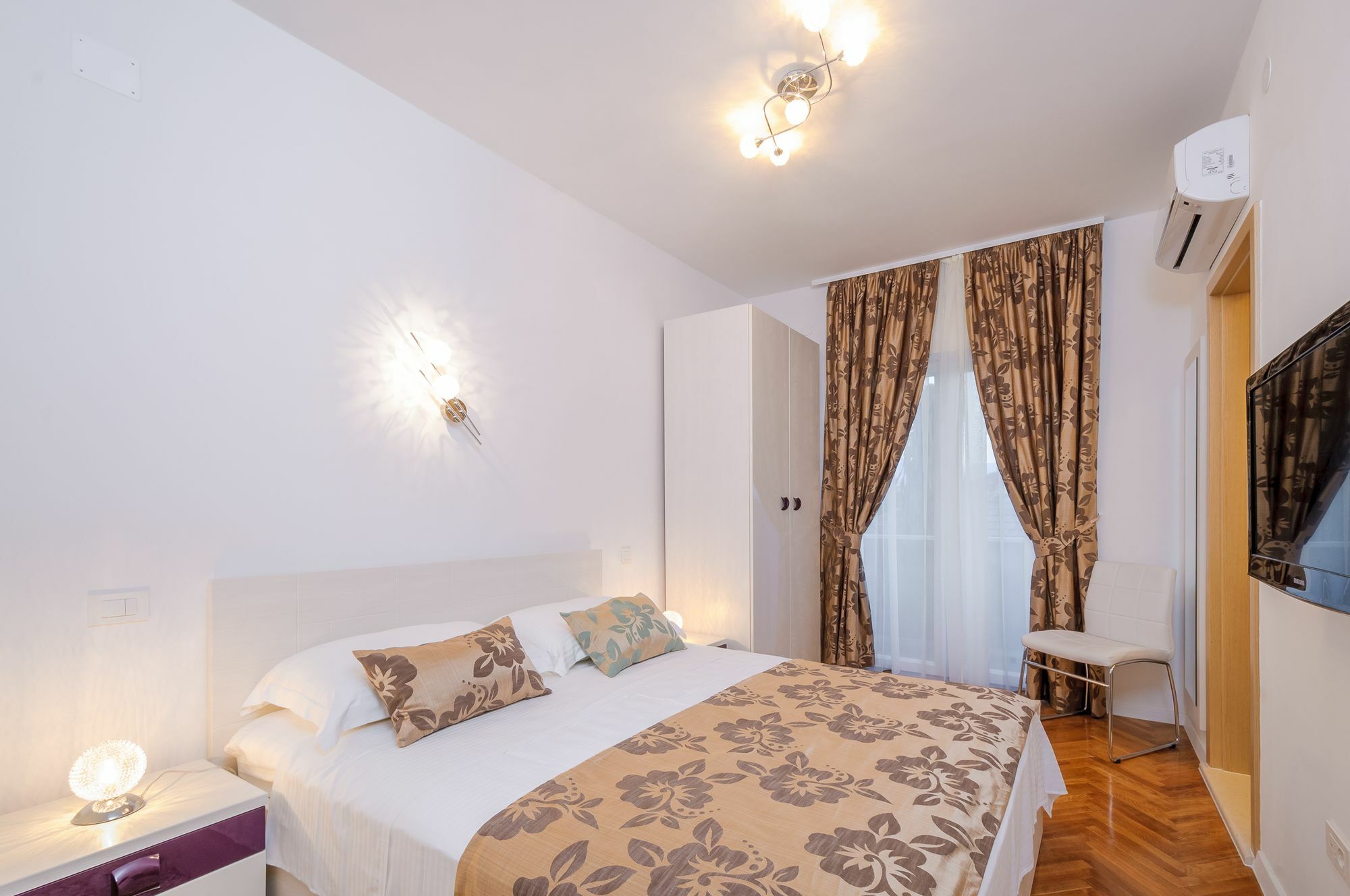 Apartments Zuvela Split Exterior photo